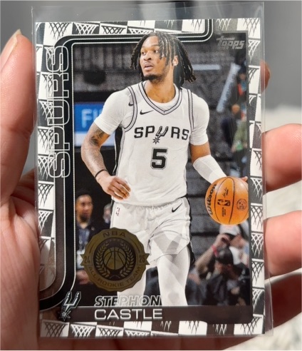 2025-26 Topps #197 Stephon Castle — front