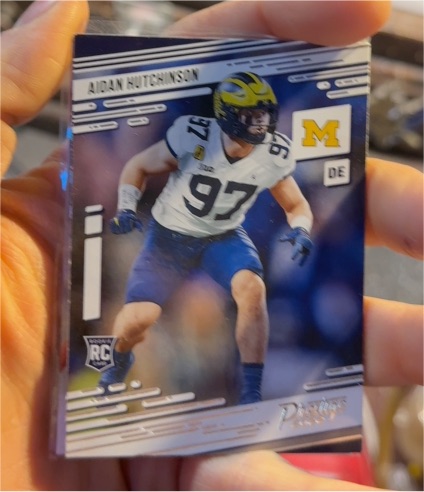2022 Panini Chronicles #1 Aidan Hutchinson — front