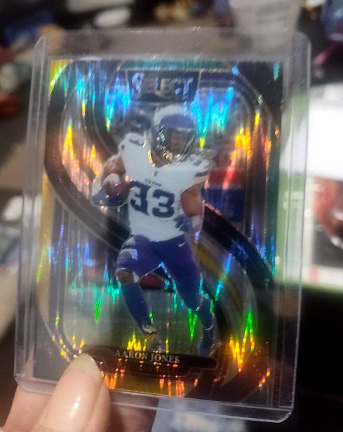 2024 Panini Select Premier Level #102 Aaron Jones — front