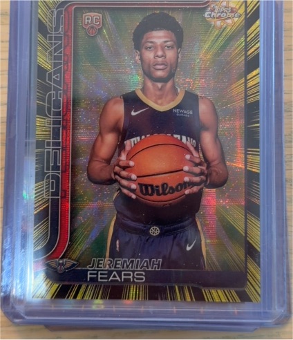 2025-26 Topps Chrome #RR-6 Jeremiah Fears Radiating Rookie Pelicans SSP RC — front