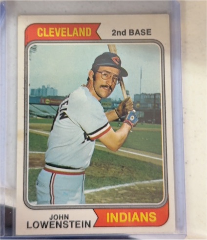 1974 Topps #176 John Lowenstein — front