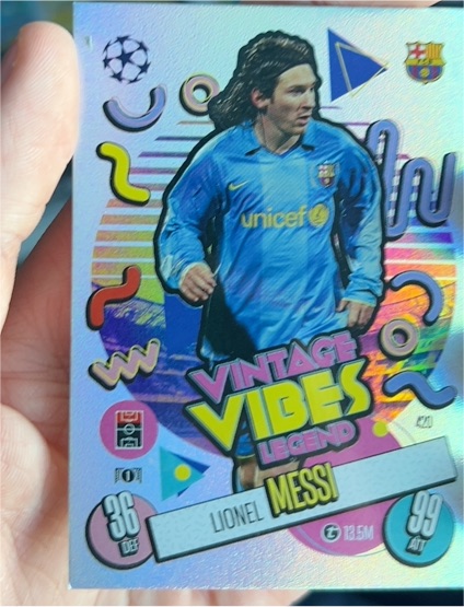 2024-25 Topps Match Attax #420 Lionel Messi Vintage Vibes Legend — front