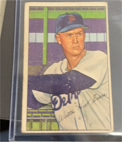 1952 Bowman #111 Walter "Hoot" Evers — front