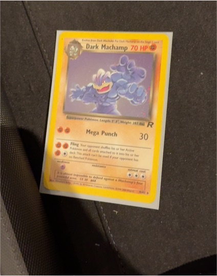 1999 Pokémon Team Rocket #27 Dark Machamp — front