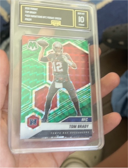 2021 Panini Mosaic #201 Tom Brady Green Mosaic Prizm — front