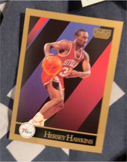 1990-91 SkyBox #216 Hersey Hawkins — front