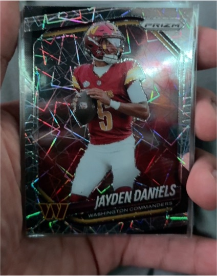 2025 Panini Prizm #278 Jayden Daniels Lazer Prizm — front
