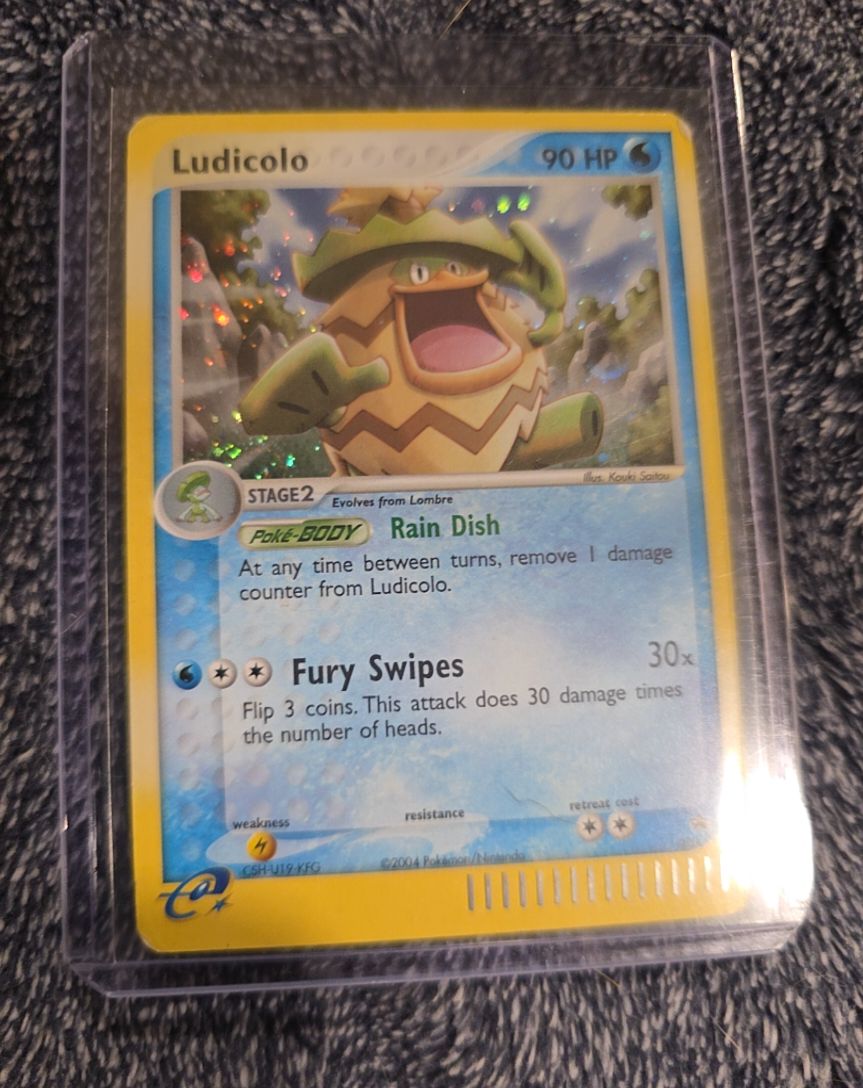 2004 Nintendo Black Star Promo #020 Ludicolo — front