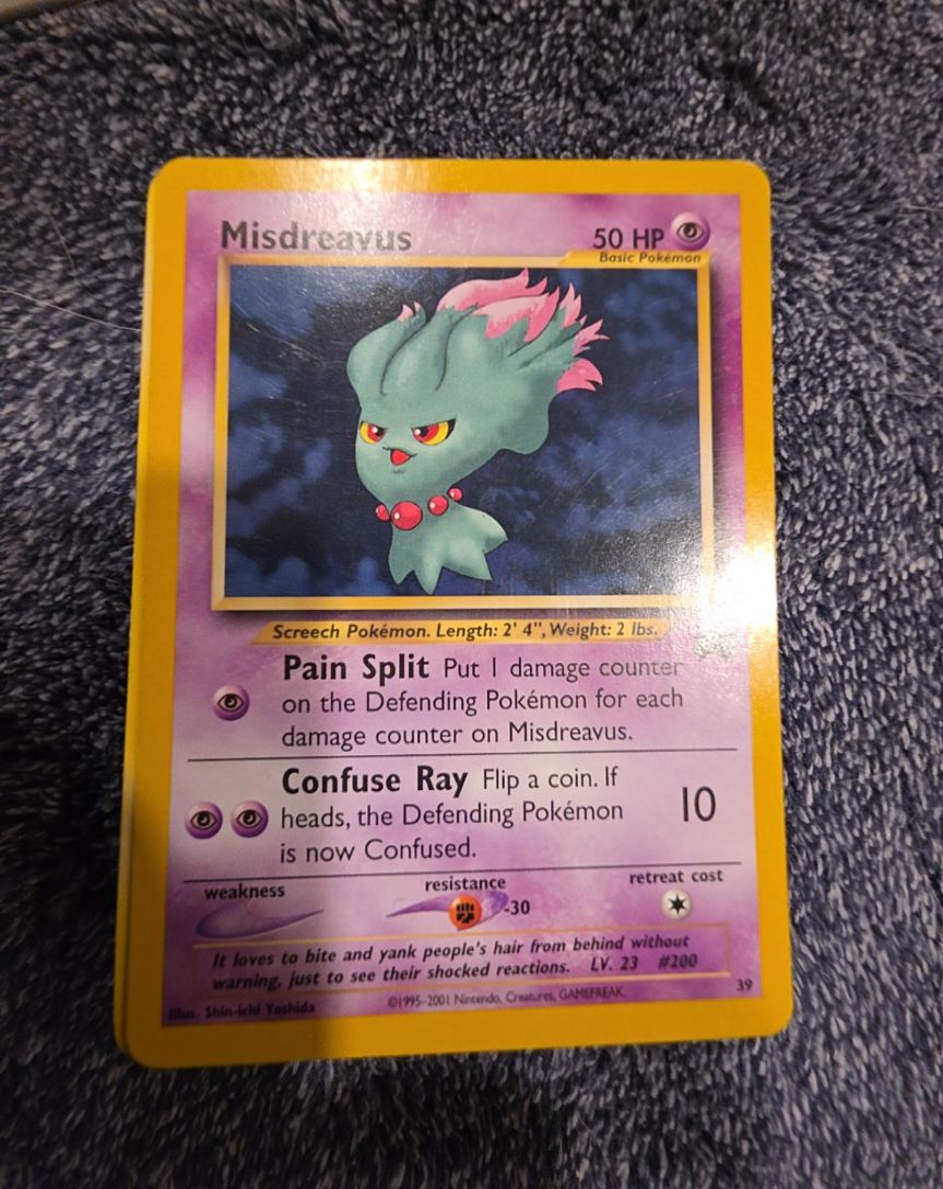 2001 Wizards of the Coast Black Star Promo #39 Misdreavus — front