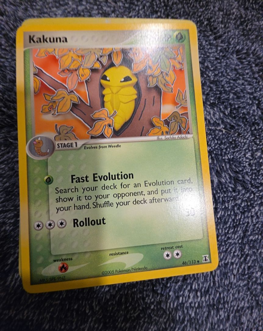 2005 Pokémon EX Delta Species #46 Kakuna — front