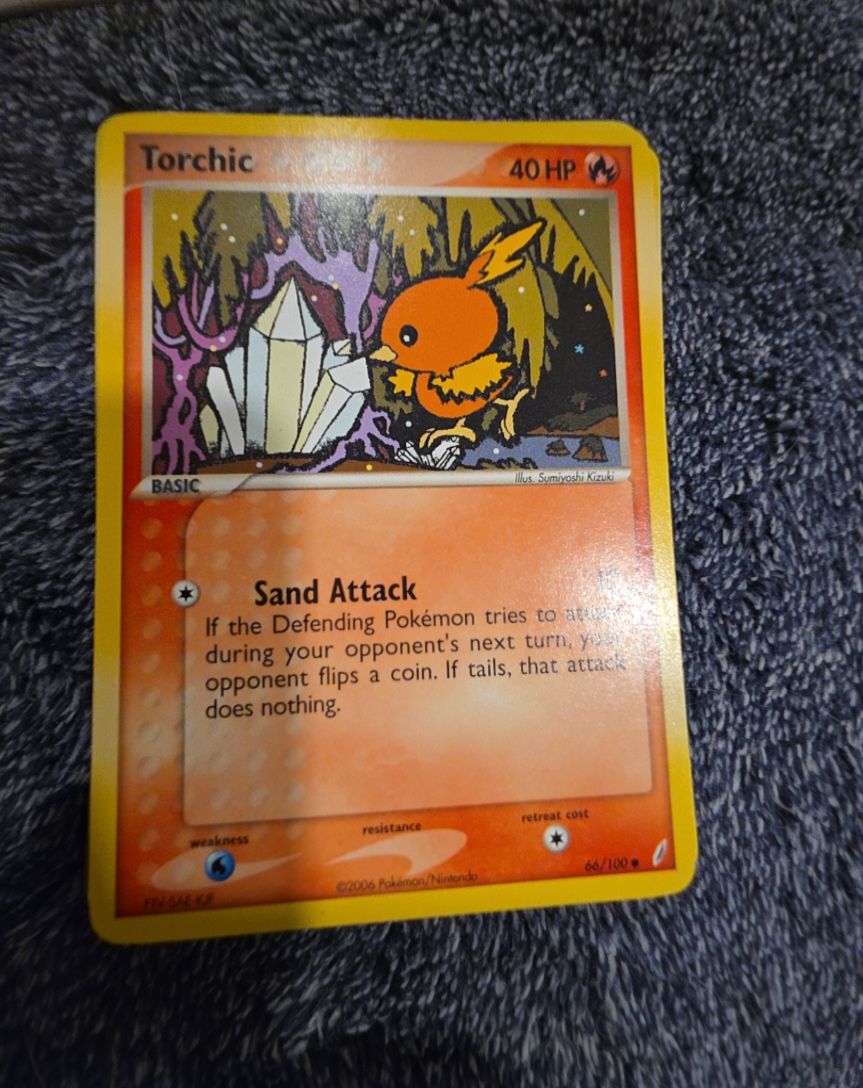 2006 Pokémon EX Crystal Guardians #66 Torchic — front