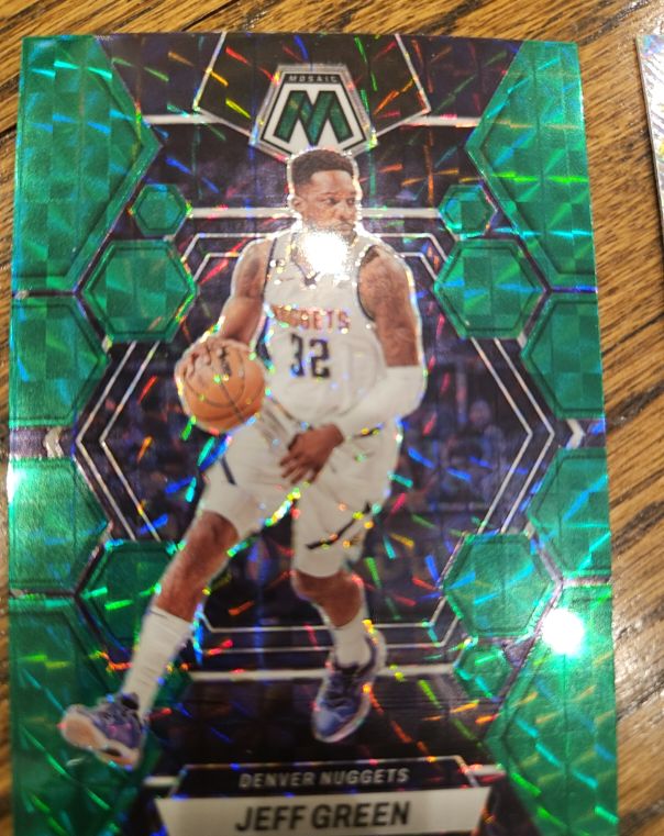 2022-23 Panini Mosaic #177 Jeff Green Green Mosaic Prizm Denver Nuggets — front