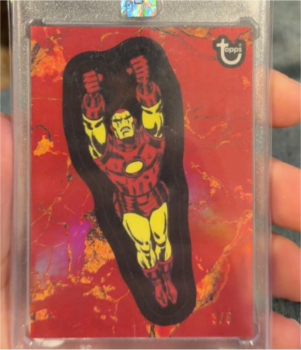 2025 Topps Marvel Comic Book Heroes #13 Iron Man — front