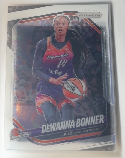 2025 Panini Prizm WNBA #32 DeWanna Bonner — front