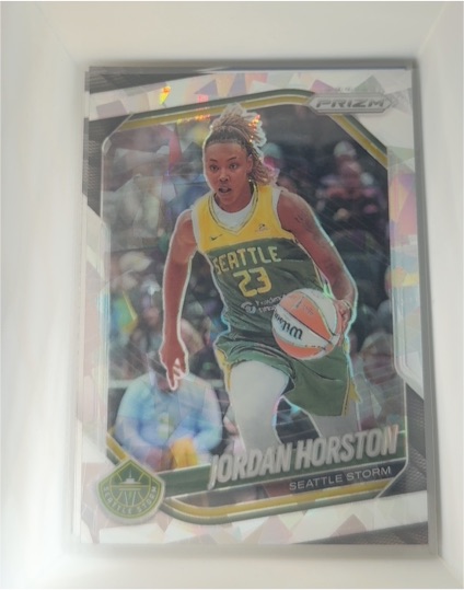2025 Panini Prizm WNBA #37 Jordan Horston — front