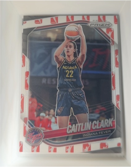 2025 Panini Prizm #22 Caitlin Clark — front