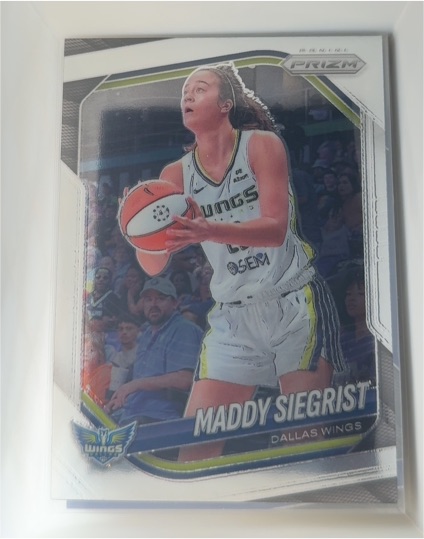 2025 Panini Prizm WNBA #50 Maddy Siegrist — front