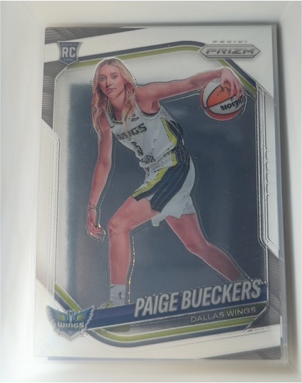 2025 Panini Prizm WNBA #147 Paige Bueckers — front