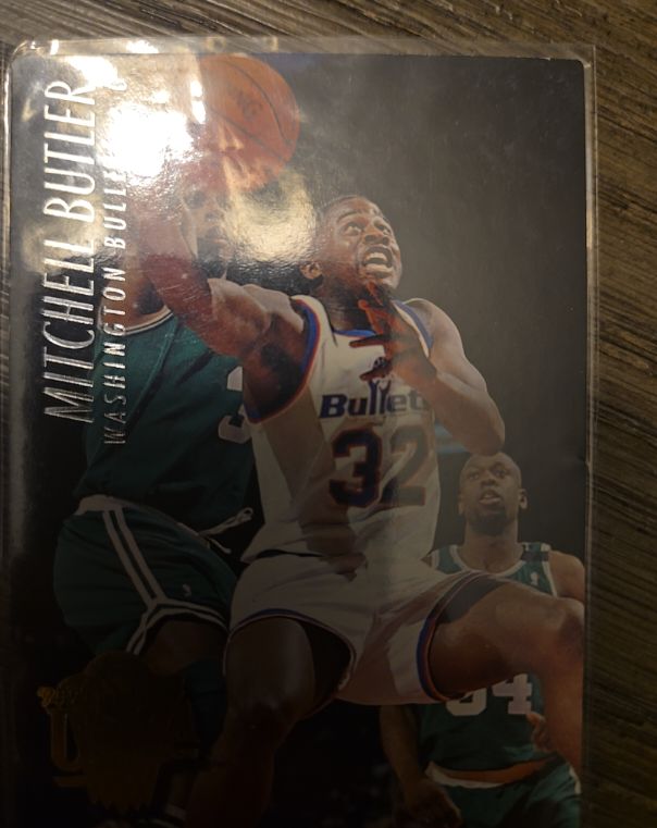1994-95 Fleer Ultra #190 Mitchell Butler — front