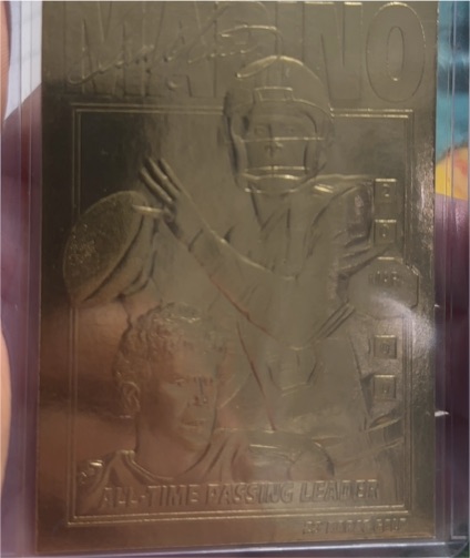 1995 Upper Deck Dan Marino All Time Passing Leader 23KT Gold — front