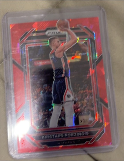2022-23 Panini Prizm #191 Kristaps Porzingis — front