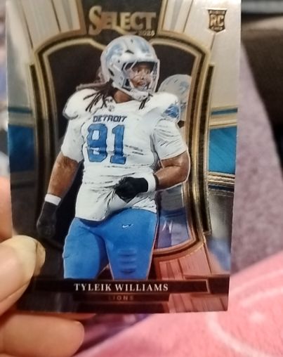 2025 Panini Select Premier Level #169 Tyleik Williams — front