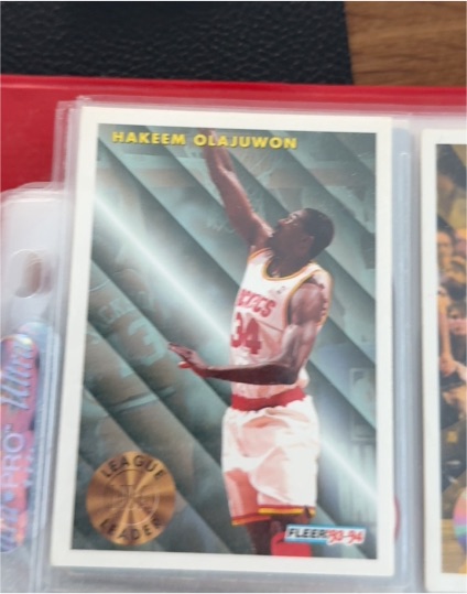 1993-94 Fleer #225 Hakeem Olajuwon — front