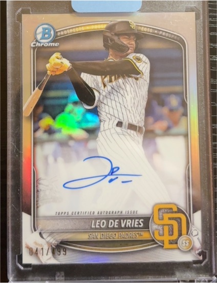 2025 Bowman Chrome #CPA-LD Leo De Vries — front