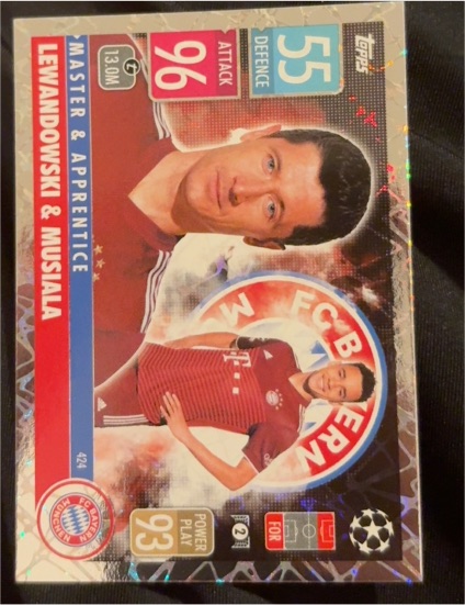 2021-22 Topps Match Attax UCL #424 Master & Apprentice Lewandowski & Musiala — front