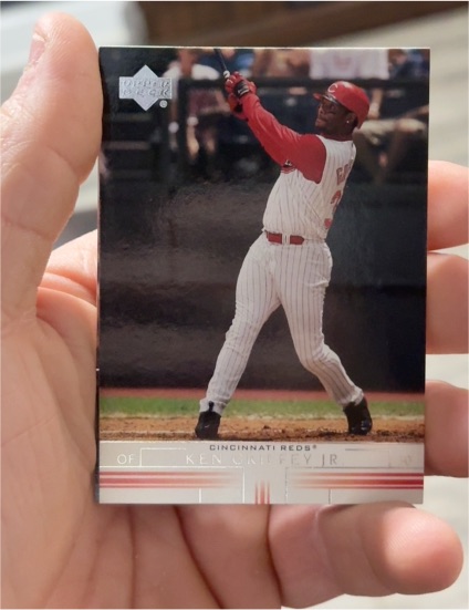 2001 Upper Deck #436 Ken Griffey Jr — front