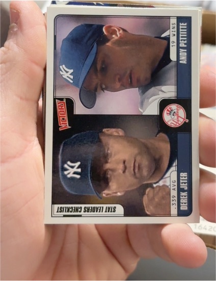 2001 Upper Deck Victory #255 Derek Jeter / Andy Pettitte — front
