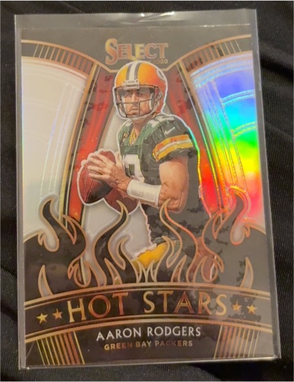 2020 Panini Select Hot Stars #HS5 Aaron Rodgers — front
