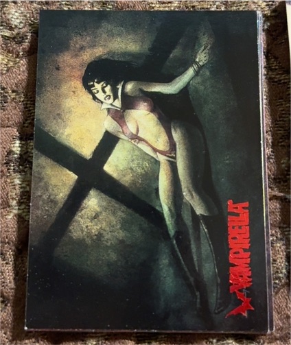 1995 Topps Vampirella #49 — front