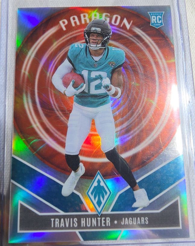 2025 Panini Phoenix Paragon #12 Travis Hunter — front