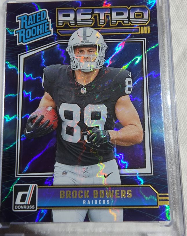 2024 Panini Donruss Retro Rated Rookie #9 Brock Bowers — front