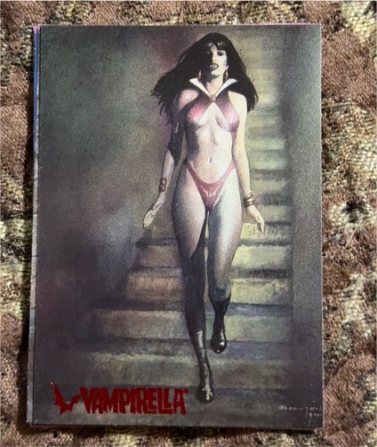 1995 Topps Visions of Vampirella #50 Vampirella — front