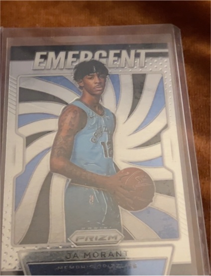2019-20 Panini Prizm Emergent #17 Ja Morant — front