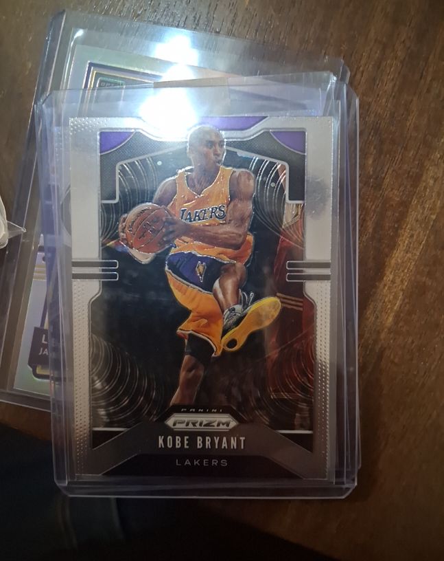 2019-20 Panini Prizm #8 Kobe Bryant — front