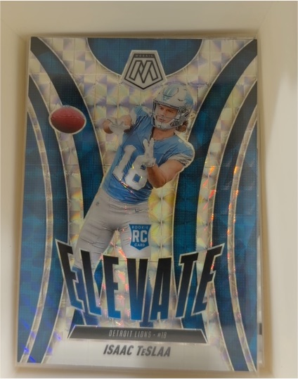 2025 Panini Mosaic Elevate #8 Isaac Teslaa — front