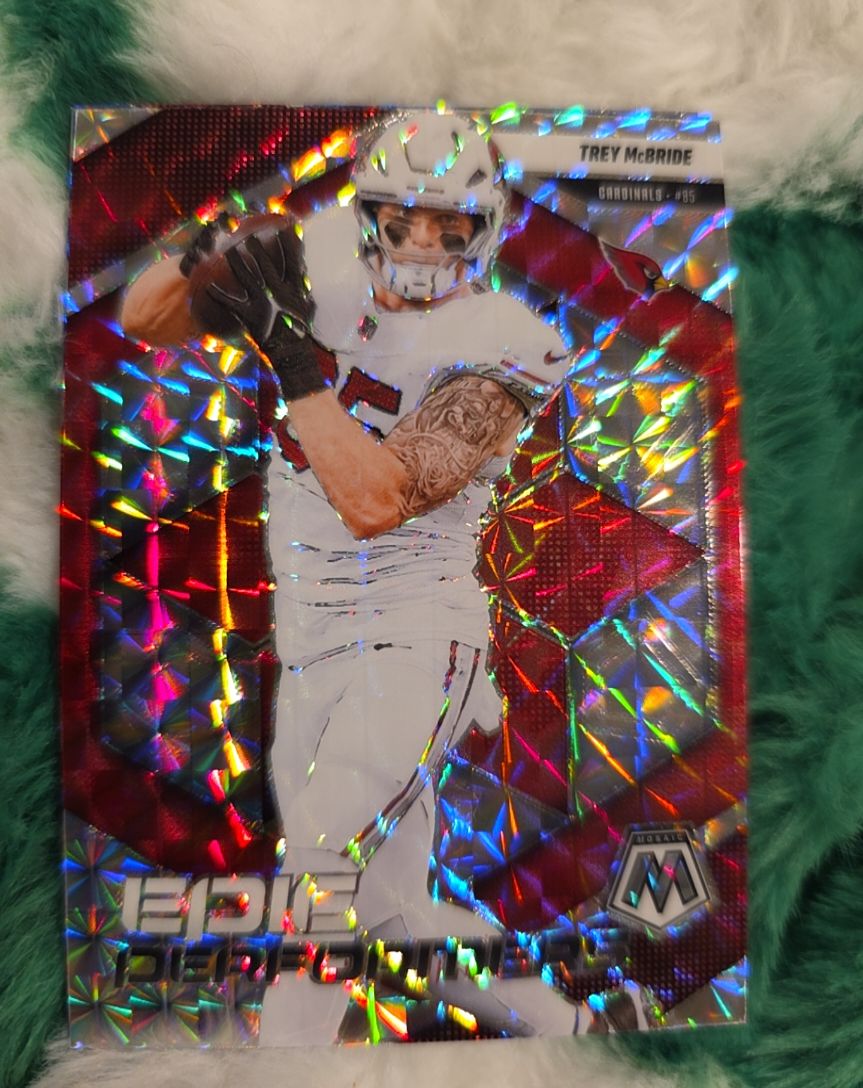 2025 Panini Mosaic Epic Performers #10 Trey McBride — front