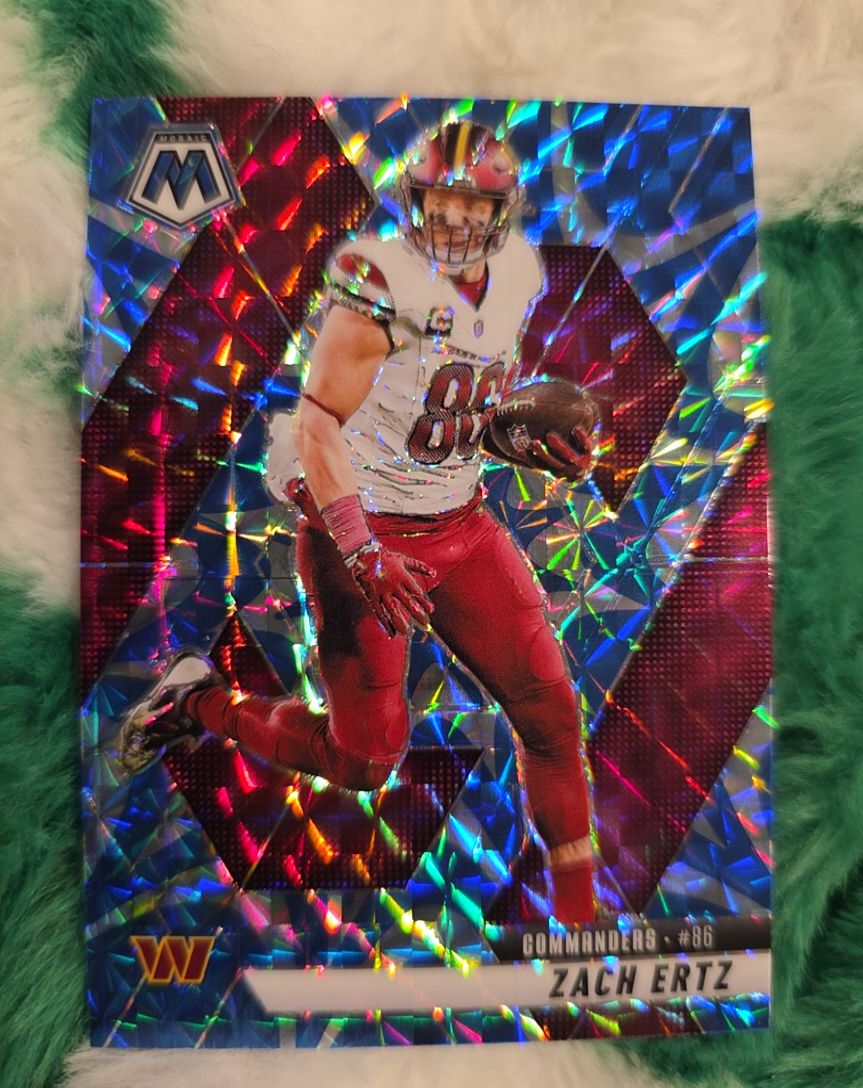 2025 Panini Mosaic #135 Zach Ertz — front