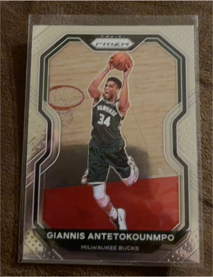 2020-21 Panini Prizm #111 Giannis Antetokounmpo — front