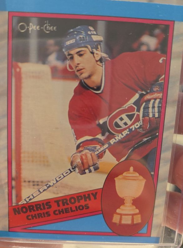 1989-90 O-Pee-Chee #323 Norris Trophy Chris Chelios — front
