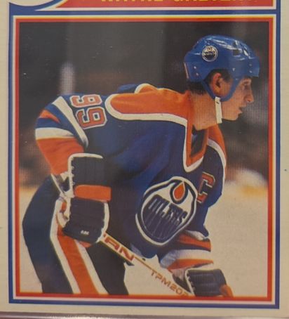 1981-82 O-Pee-Chee #125 Wayne Gretzky — front