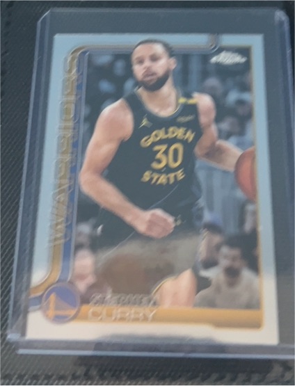 2025 Topps Chrome #201 Stephen Curry — front