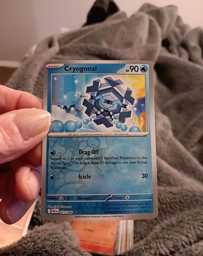 2025 Pokémon SV Black Bolt #027 Cryogonal — front