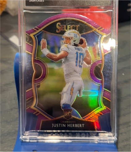 2020 Panini Select #44 Justin Herbert — front