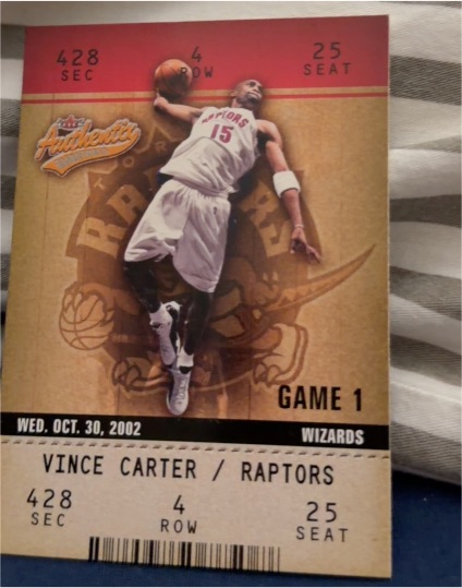 2002-03 Fleer Authentix #1 Vince Carter — front