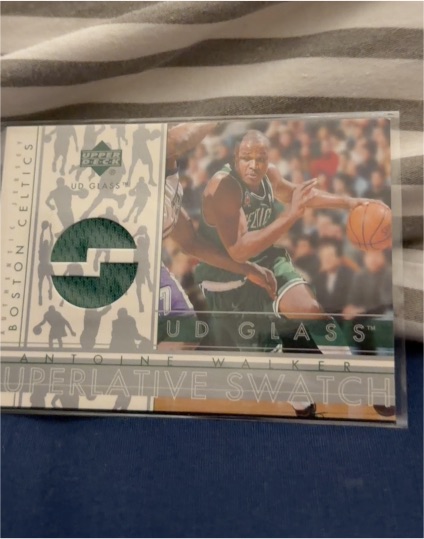 2002-03 Upper Deck Glass Superlative Swatch #AW-S Antoine Walker — front