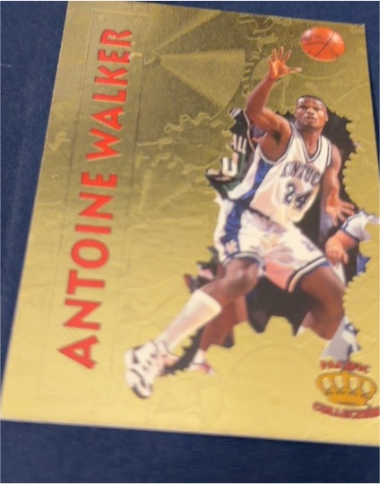 1996 Pacific Power #PP-49 Antoine Walker — front